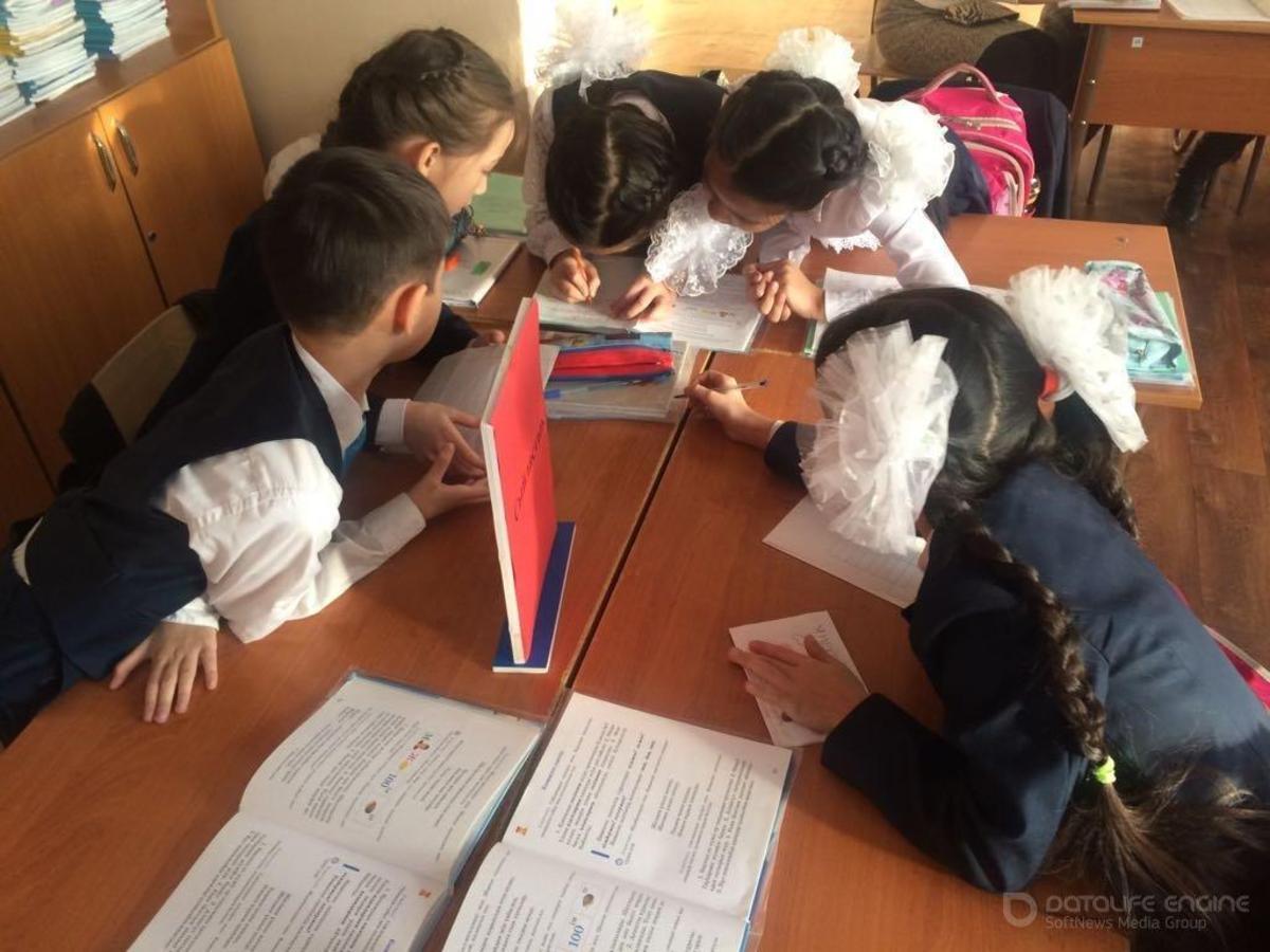 Ашық сабақ "Көмектес септігі"