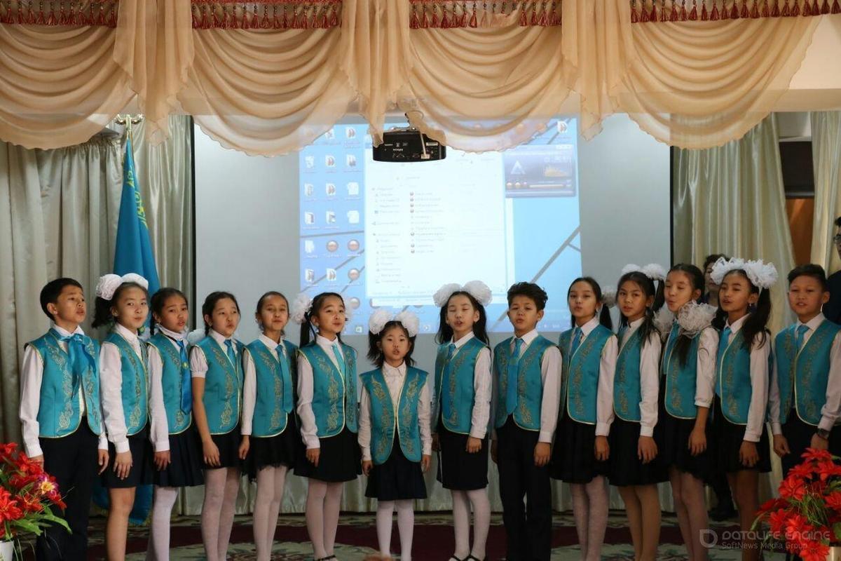 Есіңе мені алғайсың