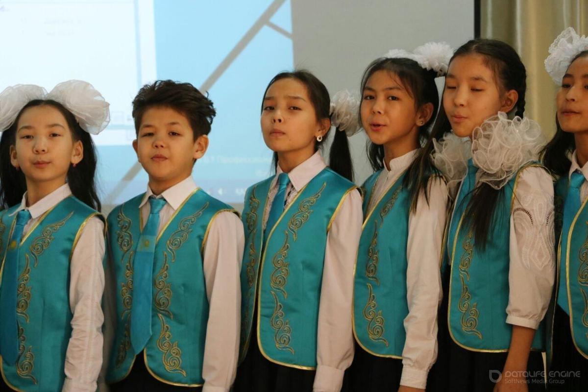 Есіңе мені алғайсың