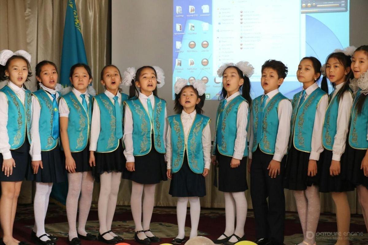 Есіңе мені алғайсың