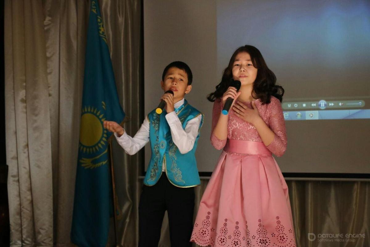 Есіңе мені алғайсың