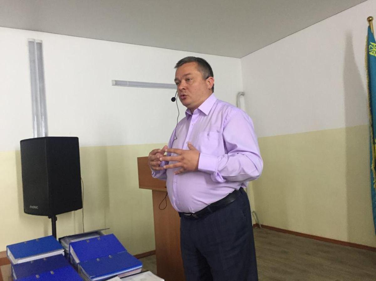 Түрксіб ауданында орналасқа №17 ЖББ мектепте мектеп басшыларына арналған мектепішілік бақылауды жүргізу тақырыбында семинар өткізіліді.