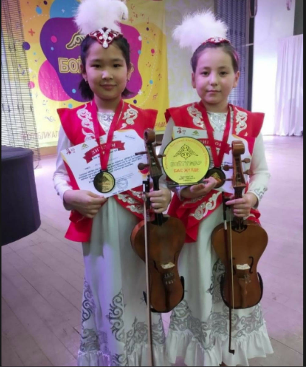 Бас жүлде бізде. "Жас өрендер" жүлдемен оралды