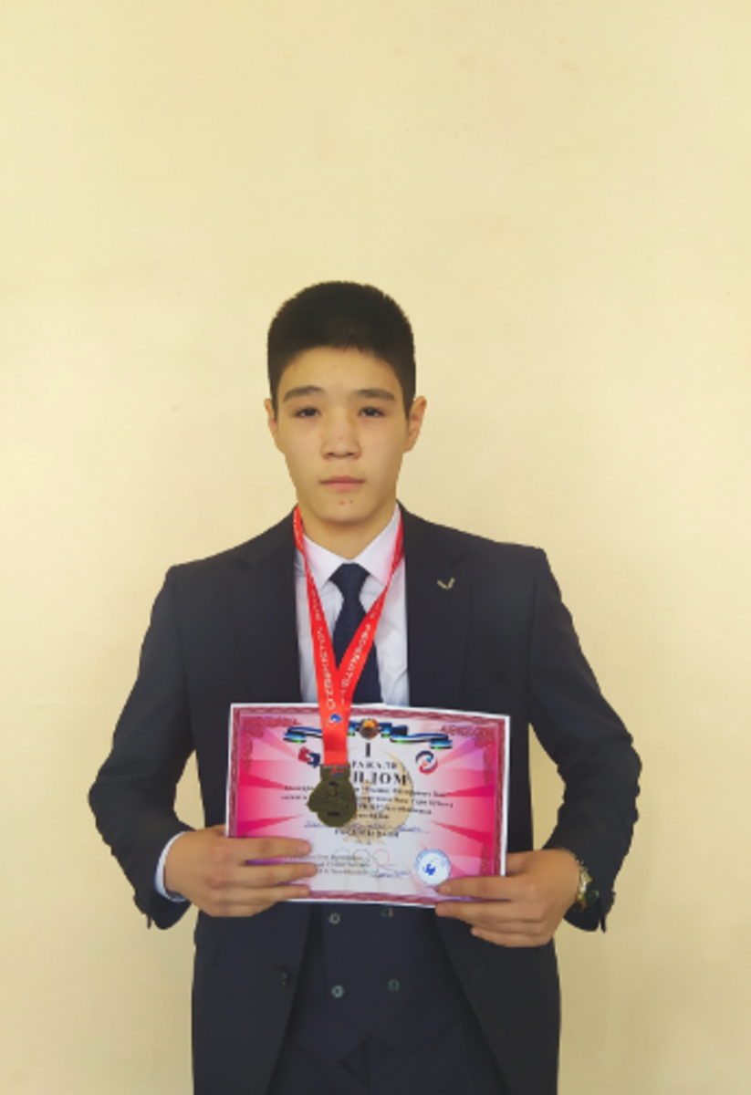 Өзбекстанда өткен Халықарлық спорт жарысына қатысып,бокстан ІІІ орын иегері Нұрдаулетов Арлан