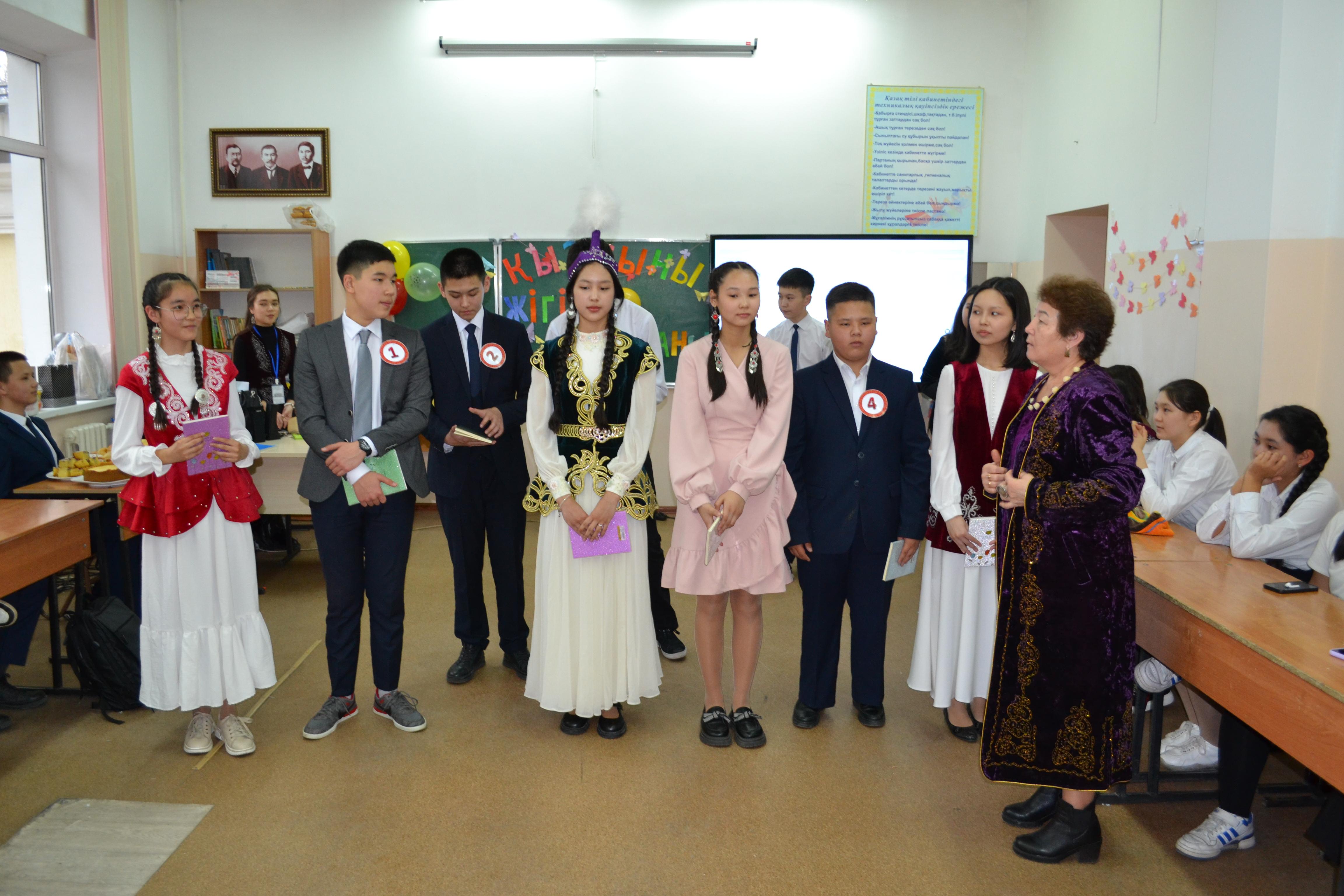 «БІЗ ҚАЗАҚТЫҢ СҰЛТАНЫ МЕН ҚЫЗЫМЫЗ» АТТЫ САЙЫС ӨТТІ.