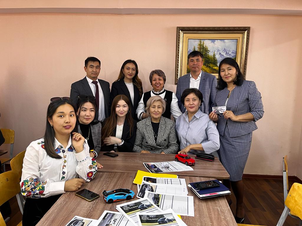 ҚАЛАЛЫҚ ҒЫЛЫМИ- ПРАКТИКАЛЫҚ ФОРУМДА ШЕБЕРЛІК САБАҚ ӨТКІЗДІ