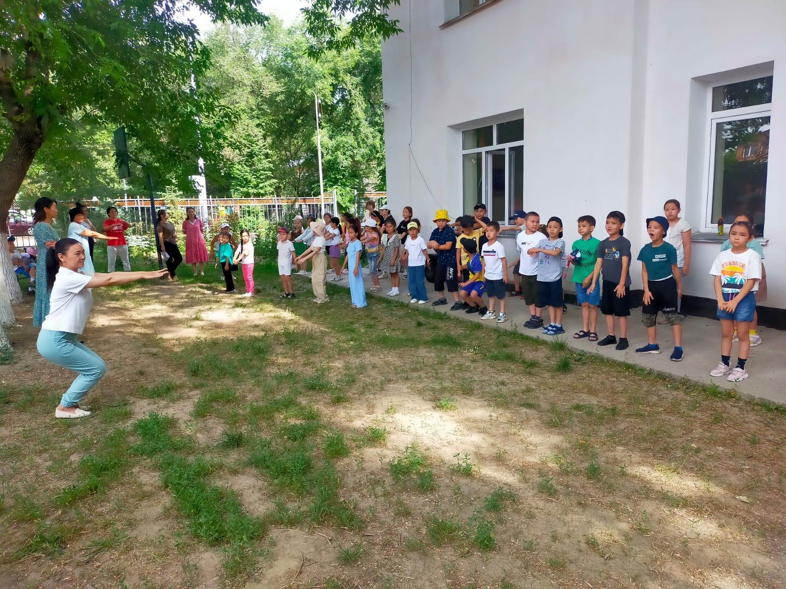 07.06.2023 жылы Айгөлек лагерінде "Достық" күні аталып, топтарда "Дос боламыз бәріміз" тақырыбында іс-шаралар жүргізілді.