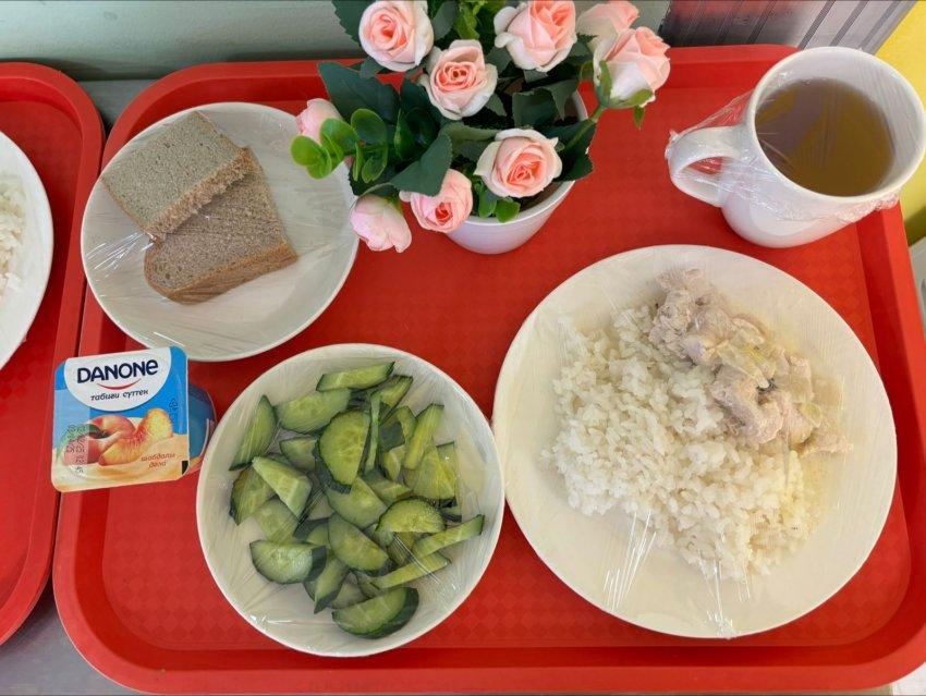 Оқушылардың ыстық тамақпен қамтамасыз етілуі 3 апта 5 күн