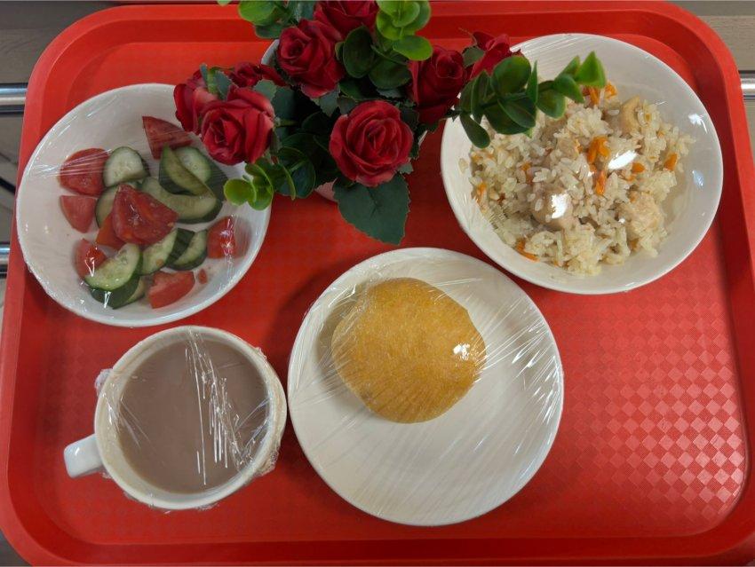 Оқушылардың ыстық тамақпен қамтамасыз етілуі 2 апта 5 күн