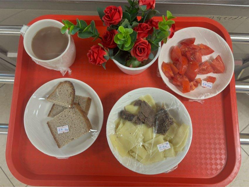 Оқушылардың ыстық тамақпен қамтамасыз етілуі 3 апта 5 күн