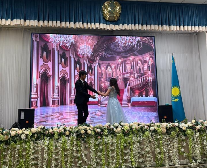 «The wonderful world» тақырыбында сыныптан тыс іс-шара өтті