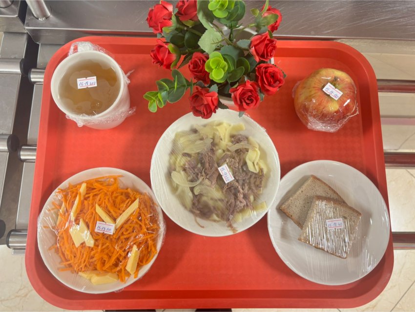 Оқушылардың ыстық тамақпен қамтамасыз етілуі 4 апта 5 күн